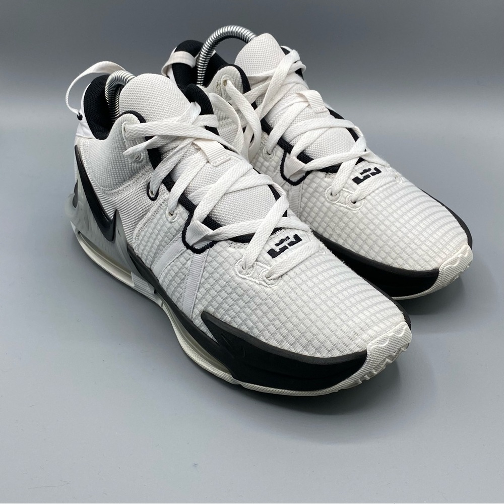 Nike LeBron Witness 7 TB White Black Basketball Shoes​